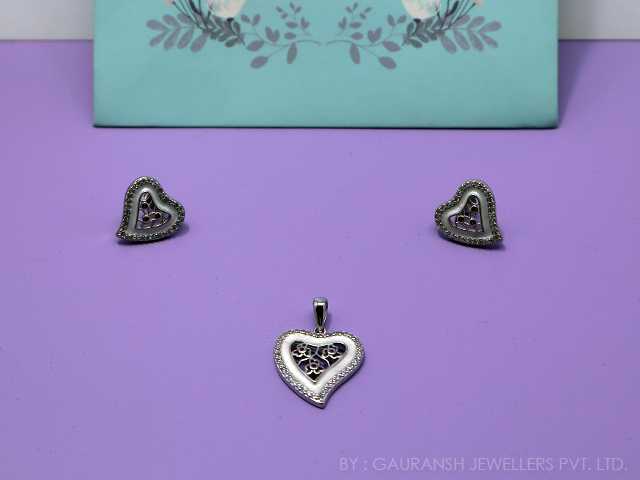 Promise ring